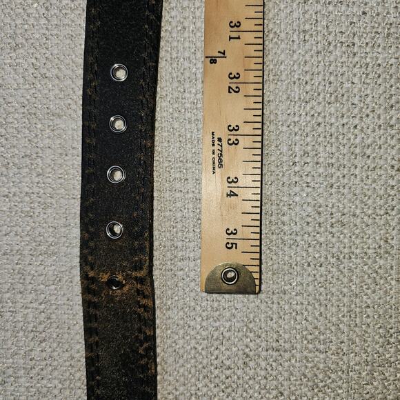 Buckle Black Leather Belt Bolt Detail Thick Leather Black & Silver 30 - 34 - Picture 5 of 6